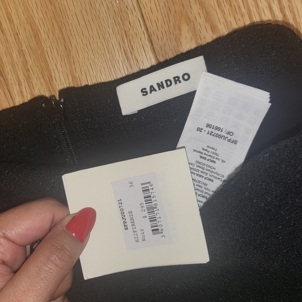 10. NWT SANDRO PLEATED TWEED SKIRT SIZE 36 / SMALL - Picture 9 of 11